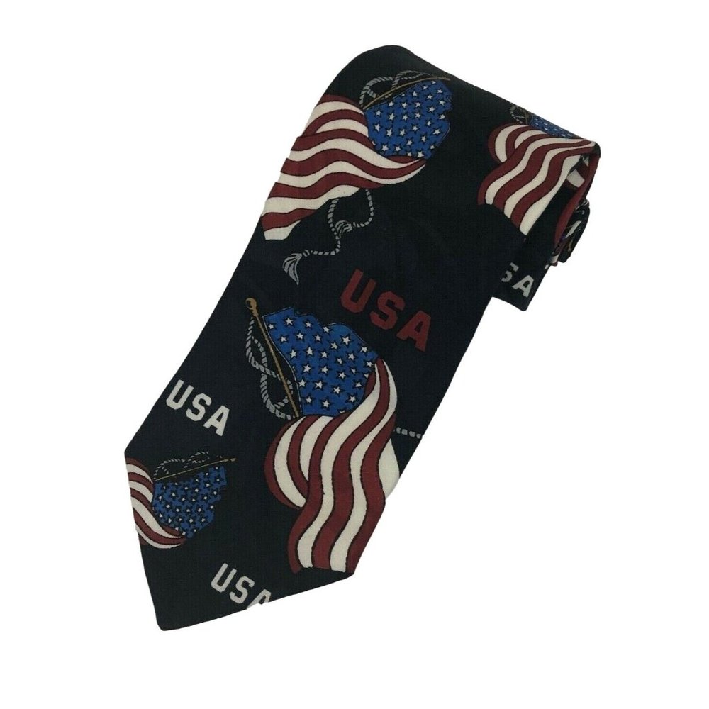 American Classics Patriotic USA Flag Red White Blue Mens Tie 100% Polyester